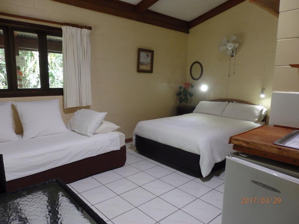 Daintree Deep Forest Lodge Cape Tribulation Exterior photo